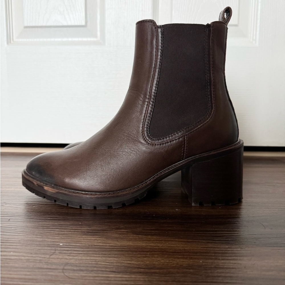Thursday Knockout Boot, Chocolate shade, women’s size 8.5